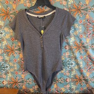 Ribbed grey body suit